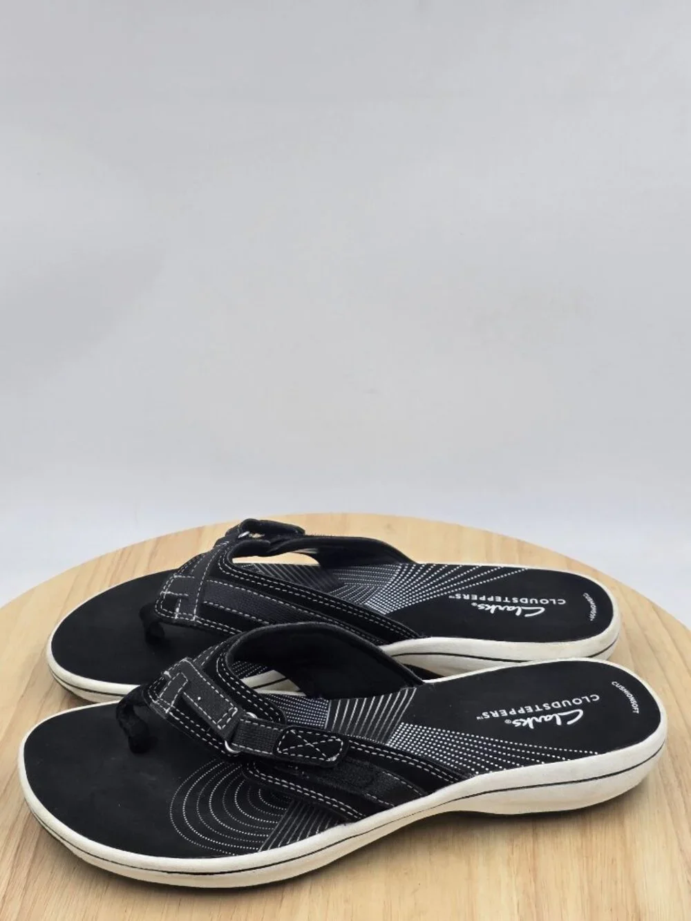 Clarks Womens Breeze Sea By Cloudsteppers Slip On Thong Sandal Sz 8M